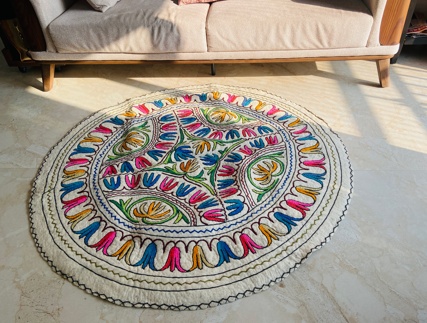 Round Rug -Tarang Harmony