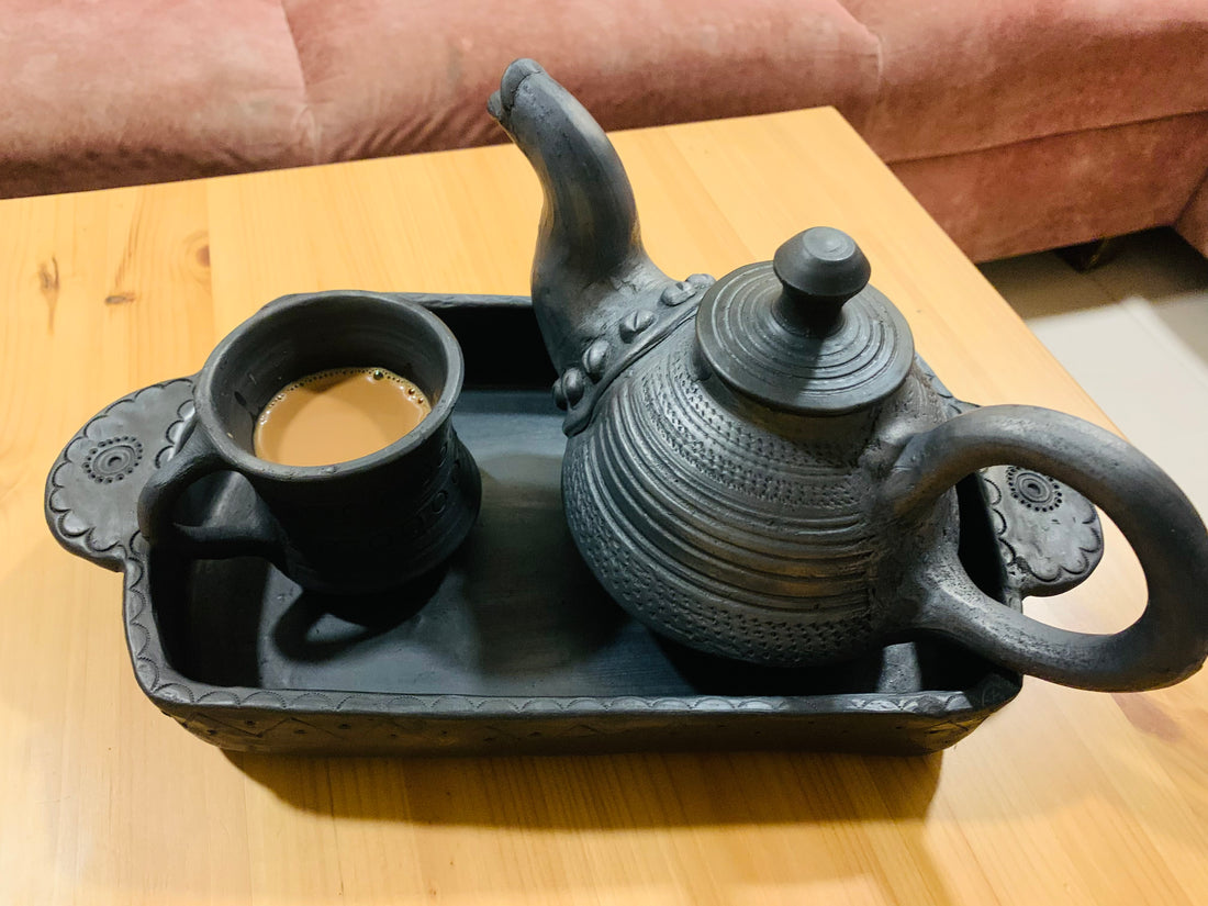 Magnifique Tea Pot Set -Black Pottery